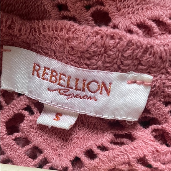 Rebellion Rose Knit Crop Top - Picture 4 of 4